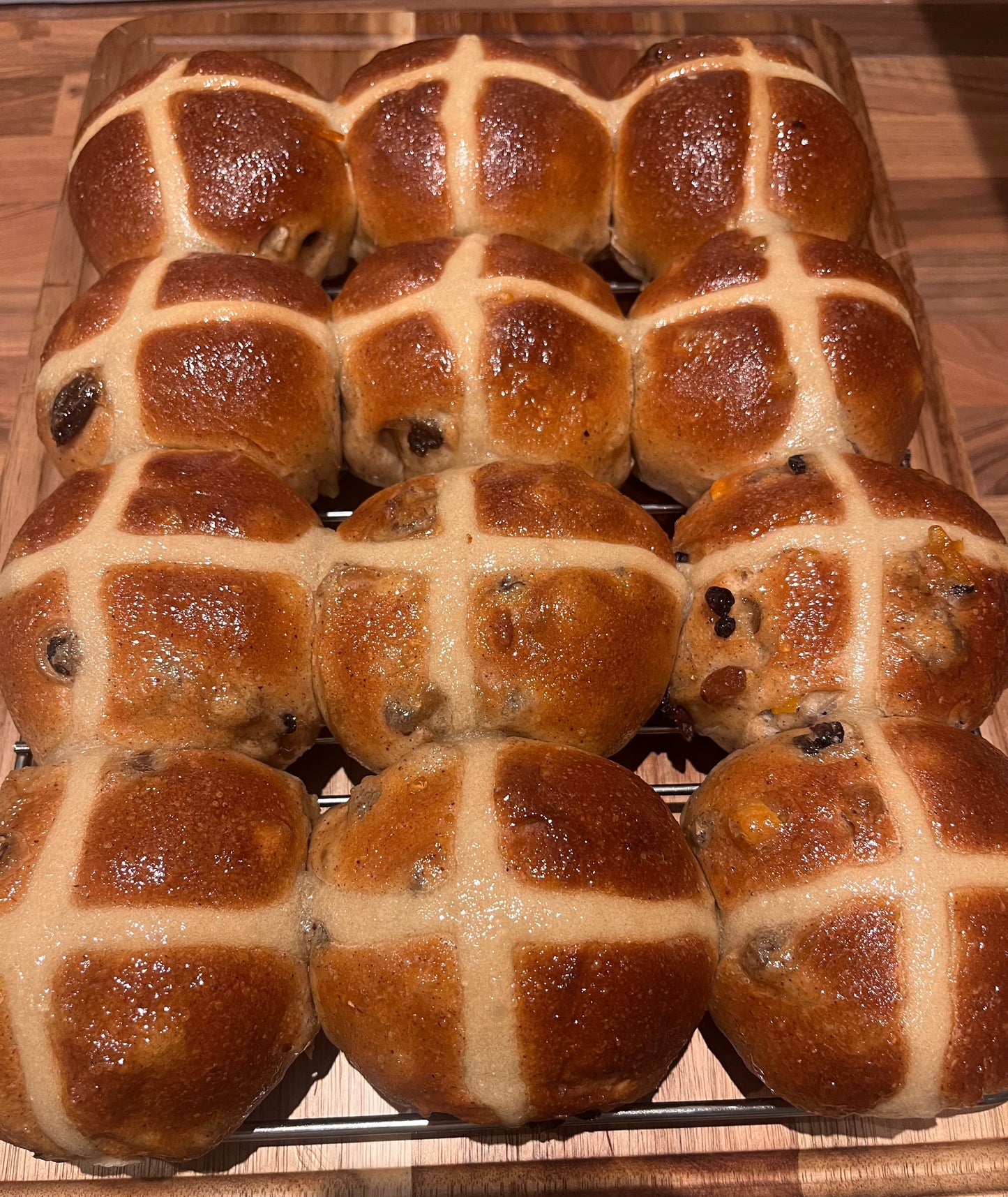 Traditional Hot Cross Buns x4